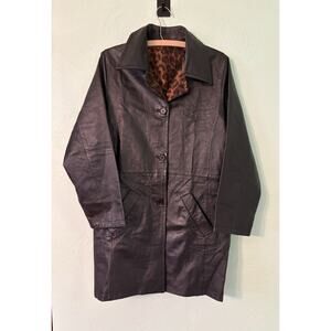 Womens Reversible XL 100% Black Leather/Animal Print 20.5” PTP 36” Long No Belt